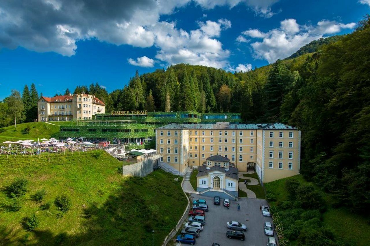 Rimske Terme - Hotel Zdraviliski Dvor Римске-Топлице Экстерьер фото